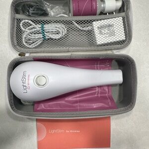 LightStim Hydration Set with Serum and Mask